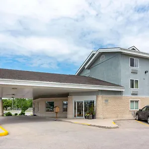 Super 8 By Wyndham West Winnipeg