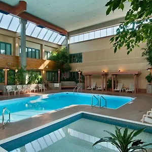 Travelodge By Wyndham East Winnipeg